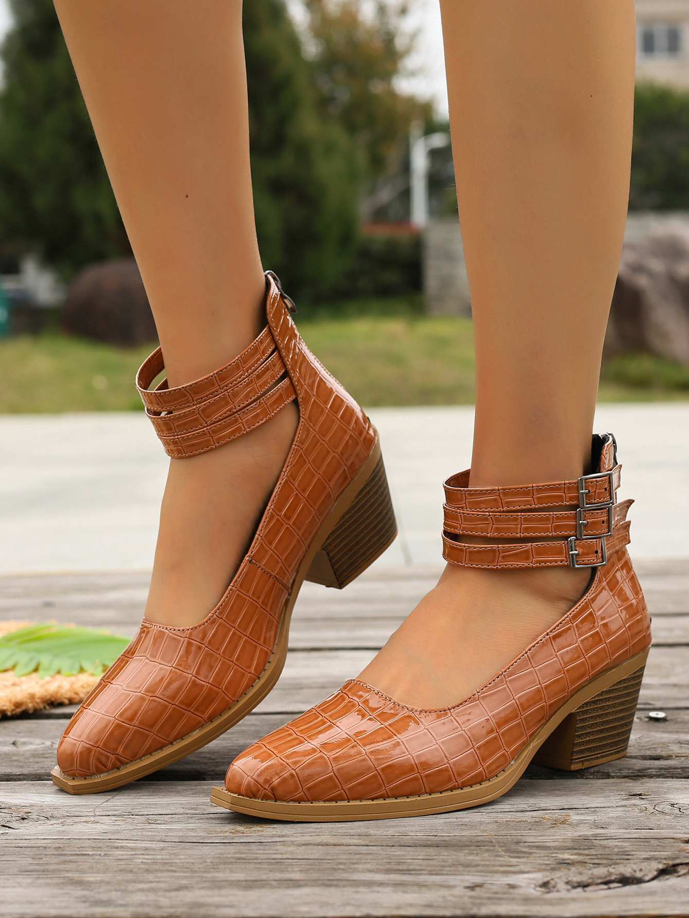 Women's Fashion Plus-Size Zipper High-Heel Pumps
